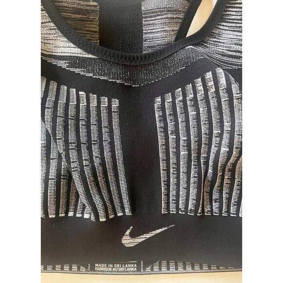 Nike FE/NOM Flyknit Women's XS High-Support Non-Padded Sports Bra AJ4047-014 - Picture 7 of 9